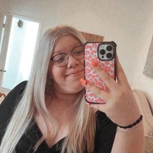 Meet your Posher, Grace